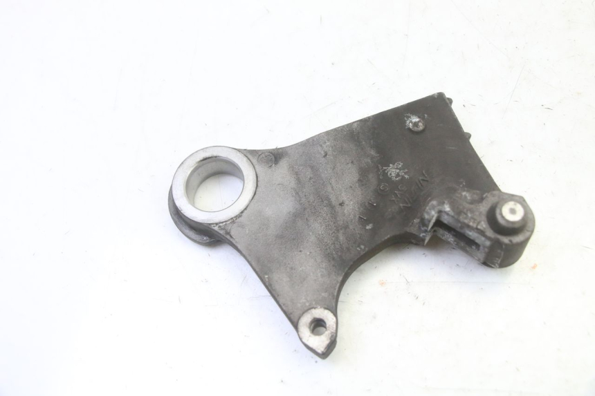 photo de SUPPORTO PINZA POSTERIORE YAMAHA FZ6 FAZER S2 600 (2007 - 2011)