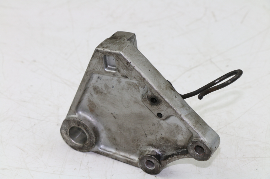 photo de SUPPORTO PINZA FRENO POSTERIORE HYOSUNG COMET GT 125 (2002 - 2007)