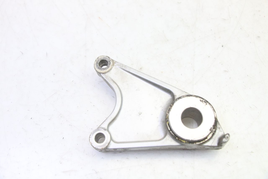 photo de SUPPORTO PINZA POSTERIORE TRIUMPH SPRINT 900 (1995 - 1998)
