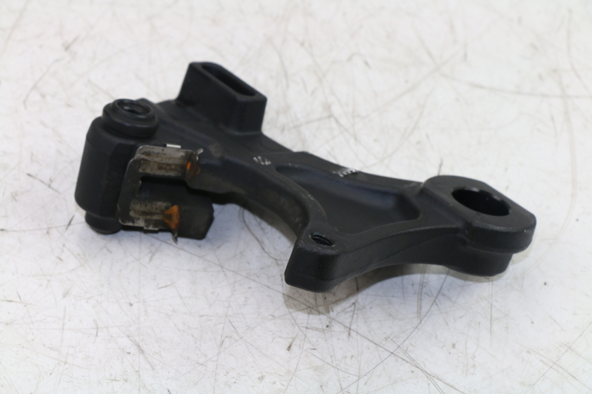 photo de SUPPORTO PINZA FRENO POSTERIORE TRIUMPH STREET TRIPLE 675 (2007 - 2012)