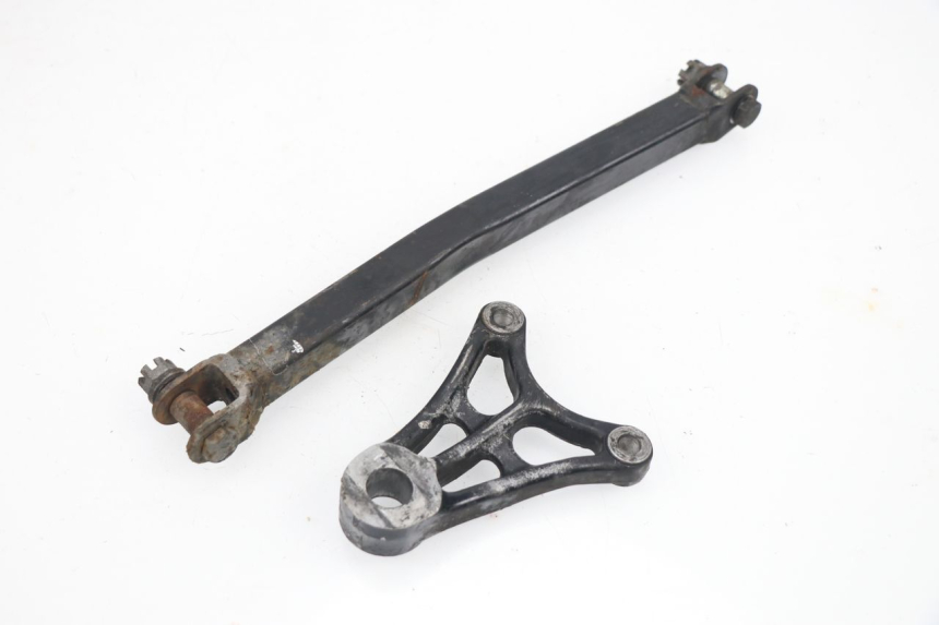photo de SUPPORTO PINZA FRENO POSTERIORE SUZUKI GSXF GSX F 600 (1988 - 1997)