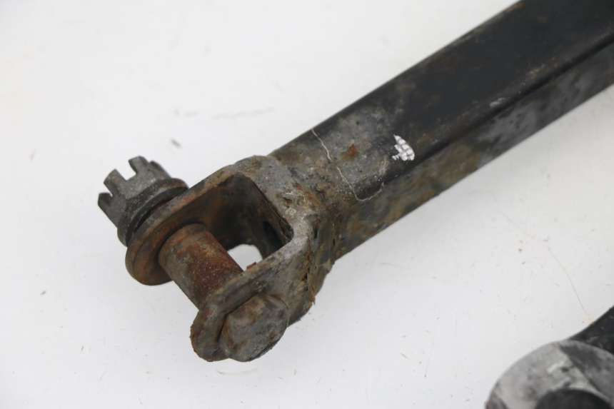 photo de SUPPORTO PINZA FRENO POSTERIORE SUZUKI GSXF GSX F 600 (1988 - 1997)