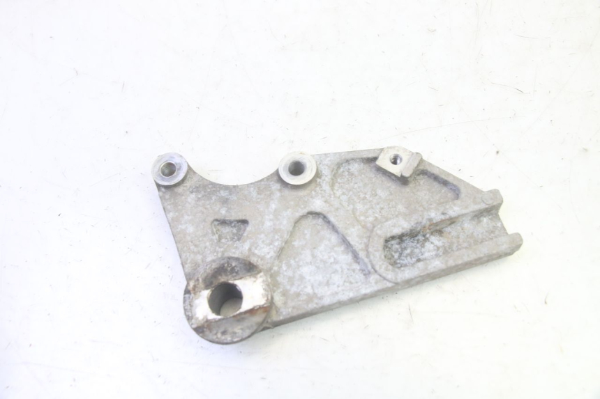 photo de SUPPORTO PINZA FRENO POSTERIORE DAELIM VJ ROADWIN FI 125 (2008 - 2017) - Vista principale