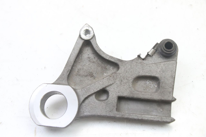 photo de SUPPORTO PINZA POSTERIORE YAMAHA FZ6 FAZER S2 600 (2007 - 2011)