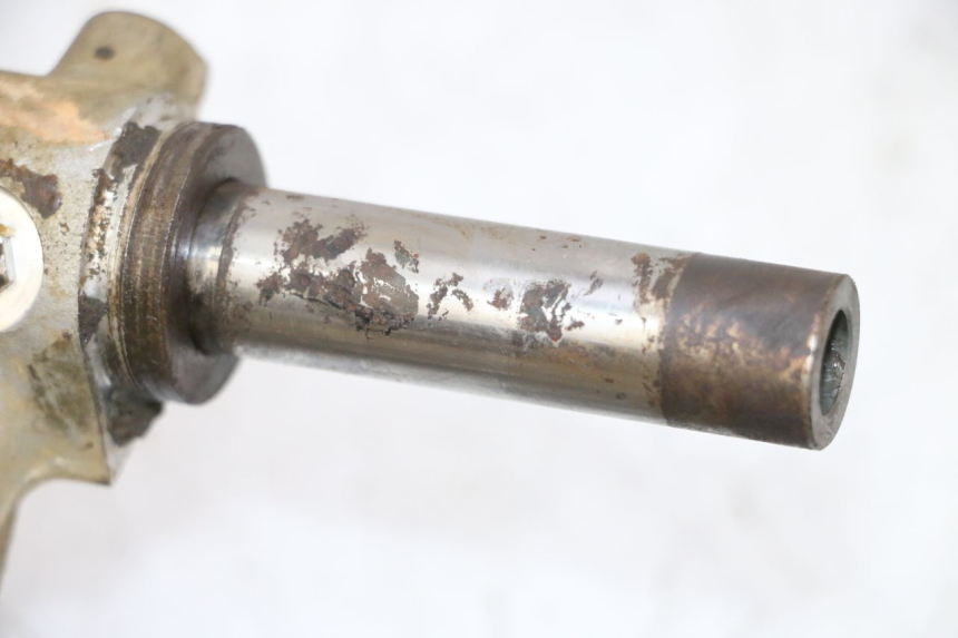 photo de SUPPORTO PINZA POSTERIORE YAMAHA YFM GRIZZLY 550 (2008 - 2015)