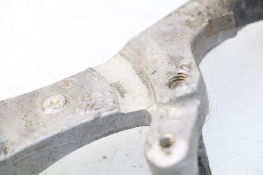 photo de SUPPORTO PINZA POSTERIORE YAMAHA YZ-F YZF 250 (2014 - 2018)