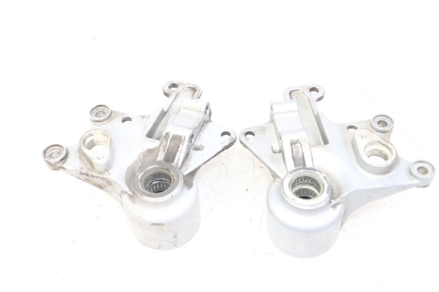 photo de SUPPORTO PINZA ANTERIORE PIAGGIO IE MP3 YOURBAN 300 (2011 - 2016)
