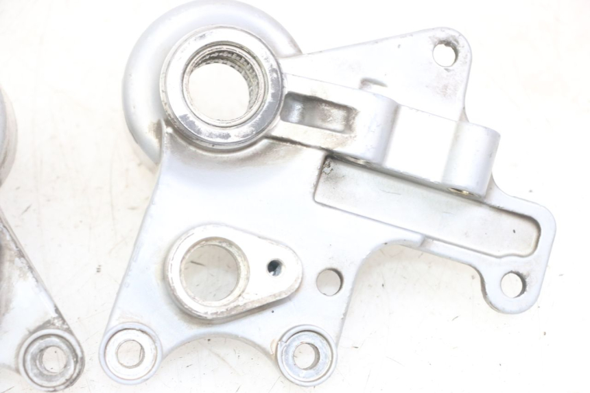 photo de SUPPORTO PINZA ANTERIORE PIAGGIO IE MP3 YOURBAN 300 (2011 - 2016)