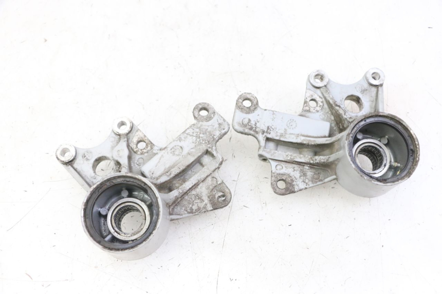 photo de SUPPORTO PINZA ANTERIORE PIAGGIO MP3 LT 400 (2007 - 2012)