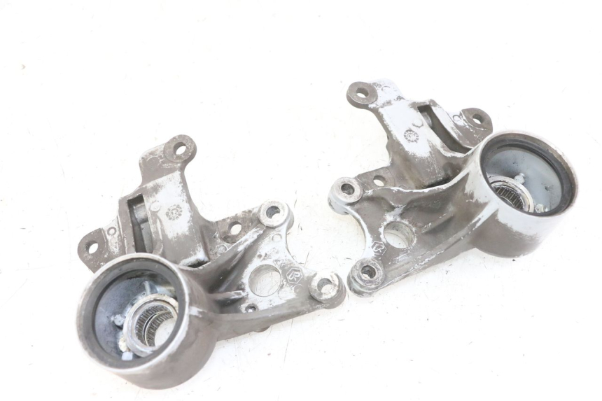 photo de SUPPORTO PINZA ANTERIORE PIAGGIO MP3 LT 400 (2007 - 2012)