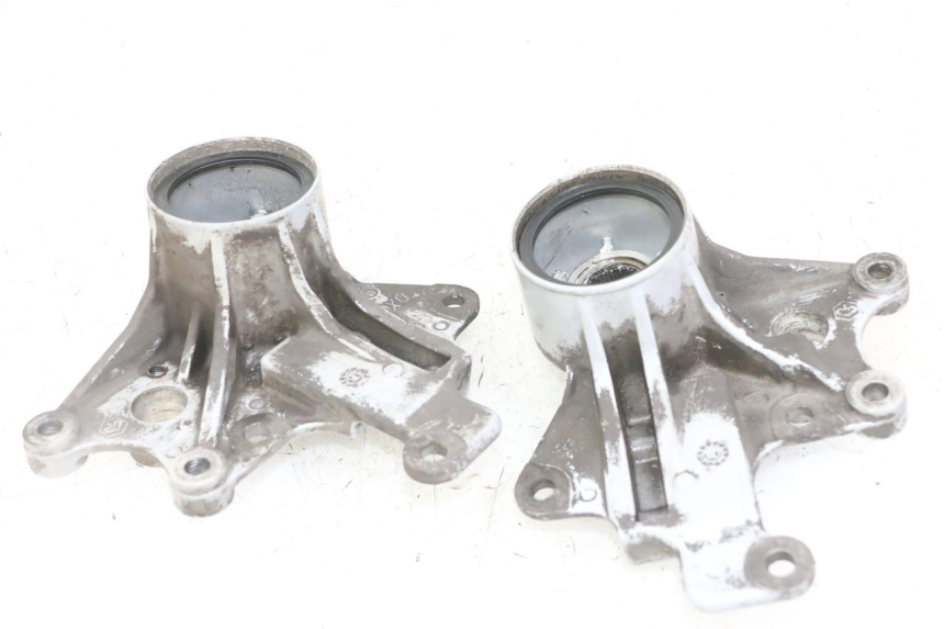 photo de SUPPORTO PINZA ANTERIORE PIAGGIO MP3 LT 400 (2007 - 2012)