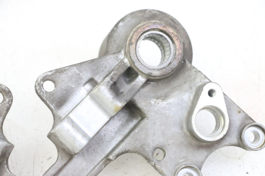 photo de SUPPORTO PINZA ANTERIORE PIAGGIO MP3 LT 300 (2010 - 2016)