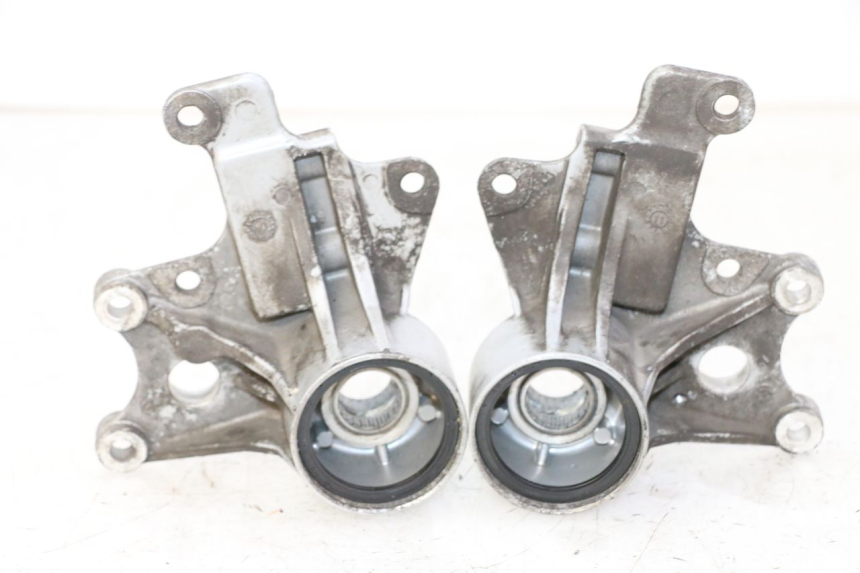 photo de SUPPORTO PINZA ANTERIORE PIAGGIO MP3 LT 300 (2010 - 2016)