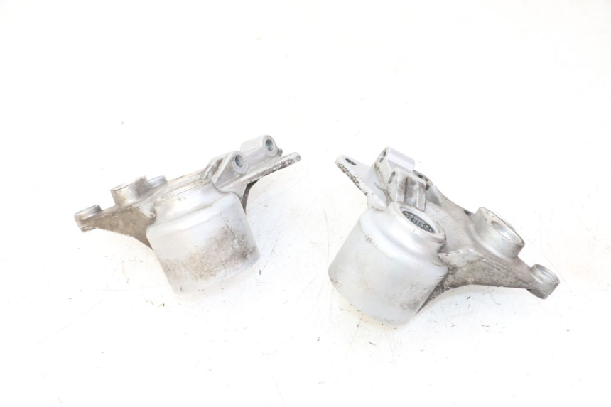 photo de SUPPORTO PINZA ANTERIORE PIAGGIO MP3 LT 300 (2010 - 2016)