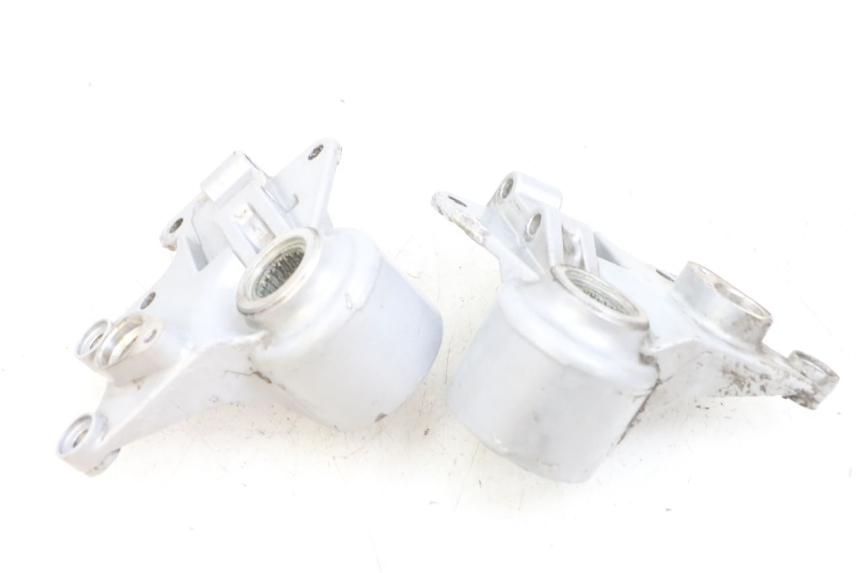 photo de SUPPORTO PINZA ANTERIORE PIAGGIO MP3 LT 400 (2007 - 2012) - Zoom sullo stato d'uso