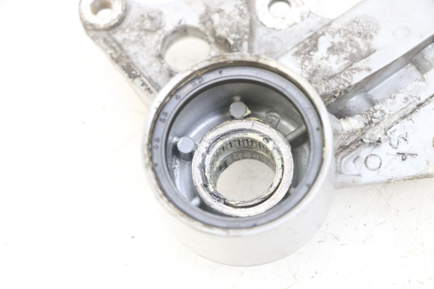 photo de SUPPORTO PINZA ANTERIORE PIAGGIO MP3 LT 400 (2007 - 2012) - Dettagli dei punti di fissaggio