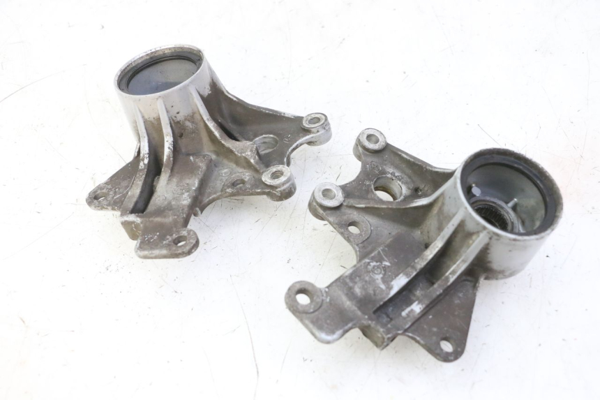 photo de SUPPORTO PINZA ANTERIORE PIAGGIO MP3 RL 250 (2007 - 2010)