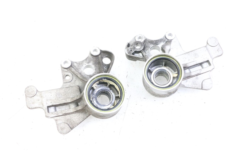 photo de SUPPORTO PINZA ANTERIORE PIAGGIO MP3 500 (2014 - 2016)
