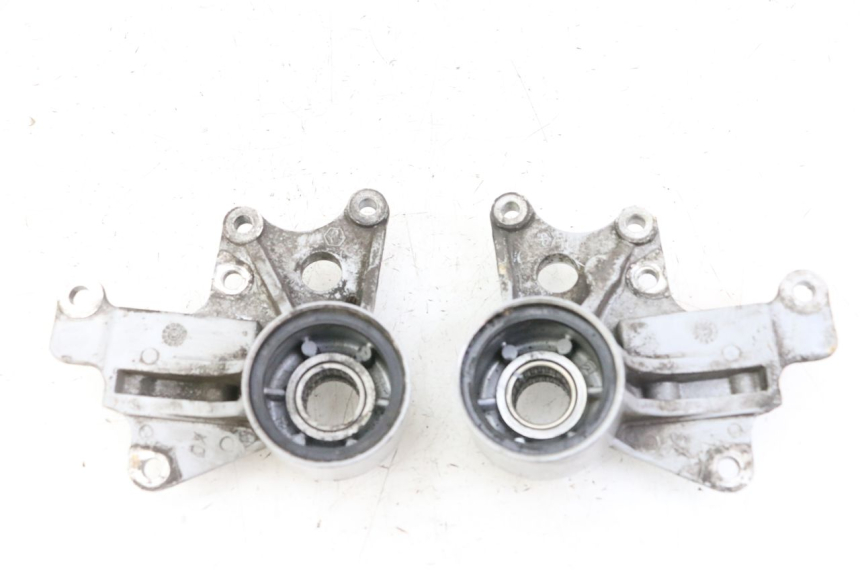 photo de SUPPORTO PINZA ANTERIORE PIAGGIO MP3 125 (2006 - 2014)