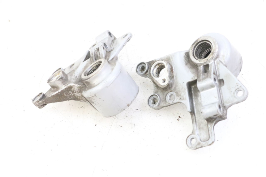 photo de SUPPORTO PINZA ANTERIORE PIAGGIO MP3 125 (2006 - 2014)