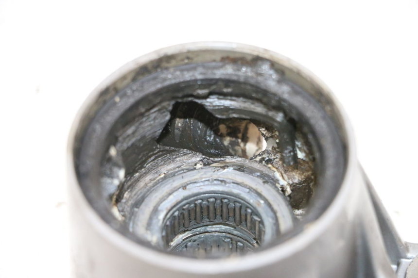 photo de SUPPORTO PINZA ANTERIORE PIAGGIO VESPA GTS SUPER IE 125 (2009 - 2016) - Primo piano tecnico