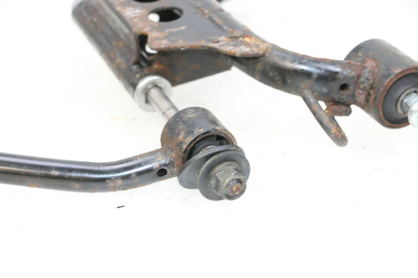 photo de SUPPORTO MOTORE MBK FLAME X 125 (2007 - 2016) - Altra angolazione