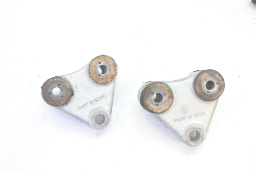 photo de SUPPORTO MOTORE KAWASAKI GPZ RX 1000 (1986 - 1988) - Primo piano tecnico
