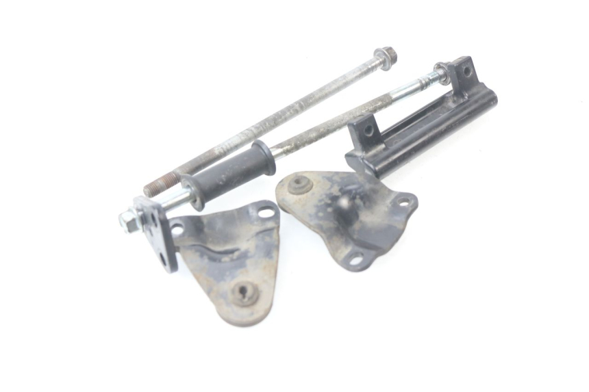 photo de SUPPORTO MOTORE KAWASAKI GTR 1000 (1994 - 2004)