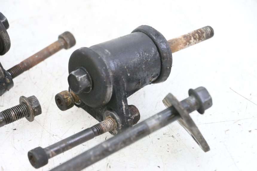 photo de SUPPORTO MOTORE KAWASAKI ZR7 ZR-7 S 750 (1999 - 2004)