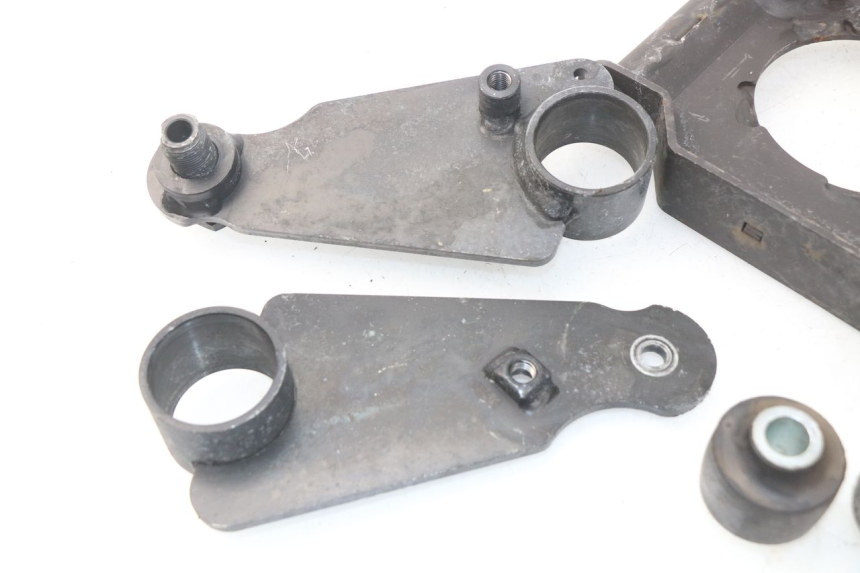 photo de SUPPORTO MOTORE PEUGEOT METROPOLIS 400 (2017 - 2020)