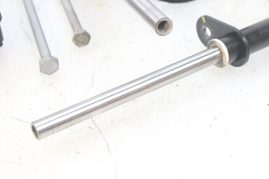 photo de SUPPORTO MOTORE PIAGGIO MP3 HPE 300 (2019 - 2026) - Caratteristiche distintive