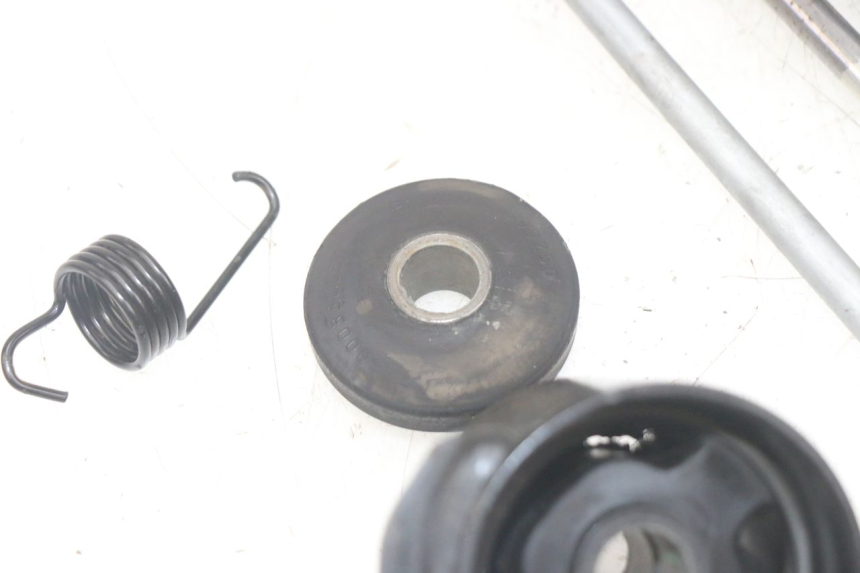 photo de SUPPORTO MOTORE PIAGGIO MP3 HPE 300 (2019 - 2026) - Stato della superficie e materiale