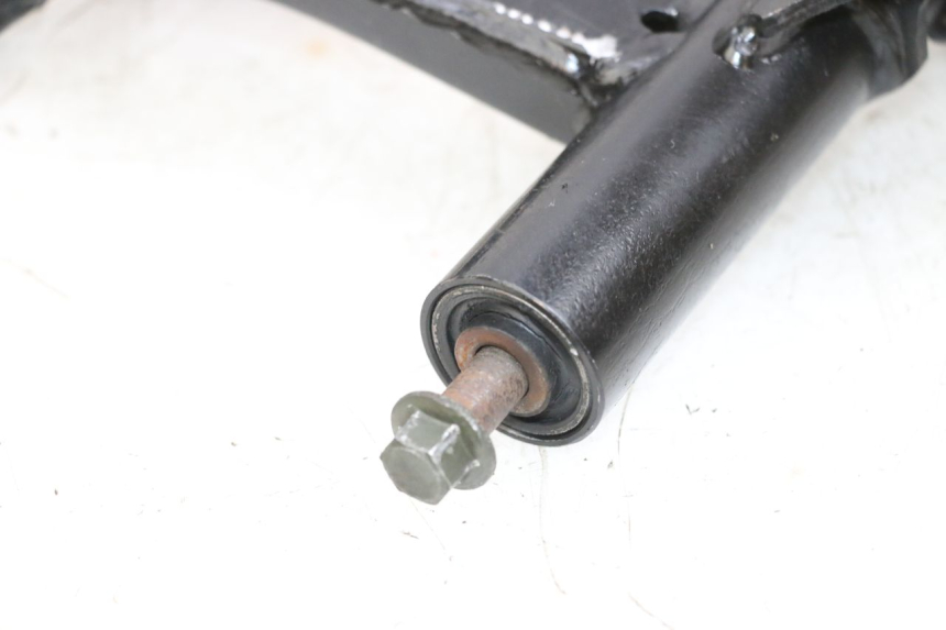 photo de SUPPORTO MOTORE SYM ORBIT III 3 4T 50 (2018 - 2021) - Primo piano tecnico