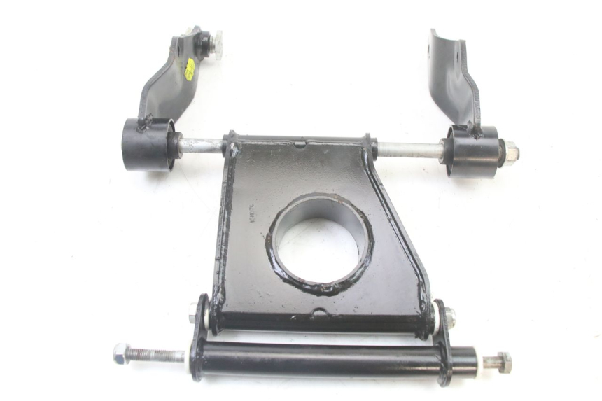 photo de SUPPORTO MOTORE PIAGGIO MP3 500 (2014 - 2016)