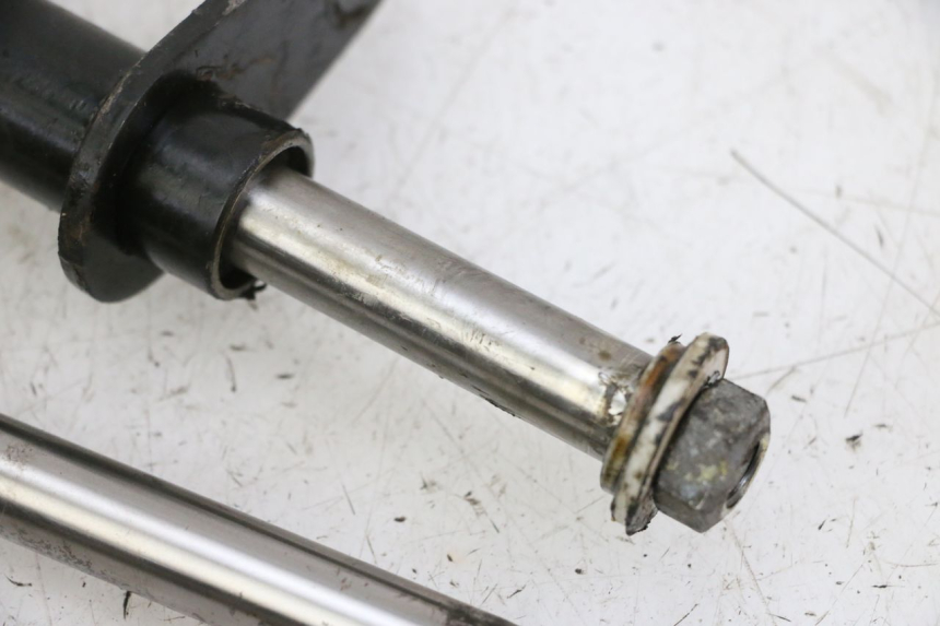 photo de SUPPORTO MOTORE PIAGGIO MP3 125 (2006 - 2014)