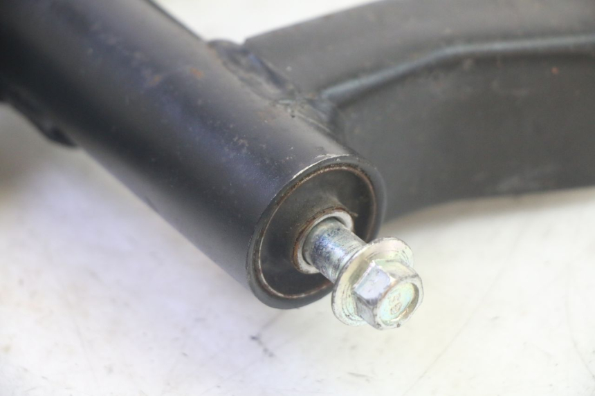 photo de SUPPORTO MOTORE JM MOTORS SANTANA EVO 50 (2024 - 2026) - Dettagli dei punti di fissaggio