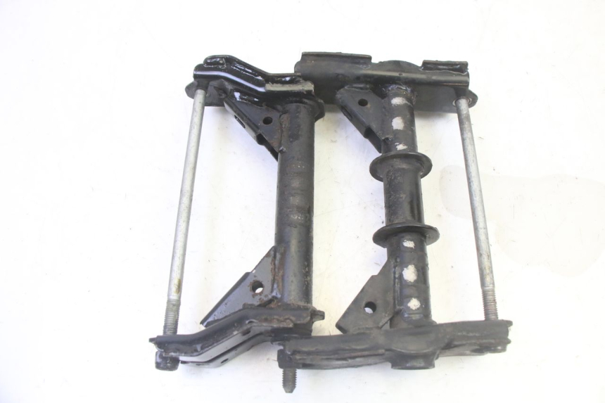 photo de SUPPORTO MOTORE PEUGEOT SATELIS 125 (2013 - 2018)