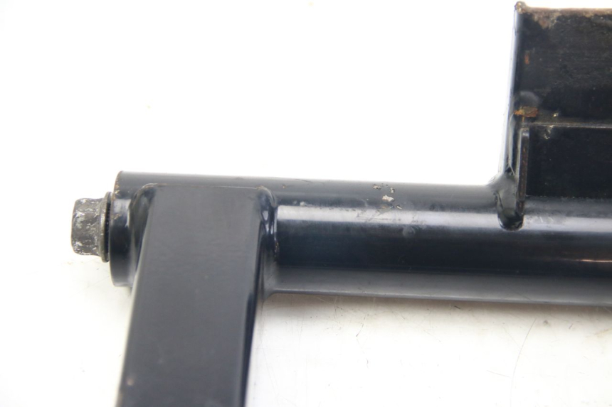 photo de SUPPORTO MOTORE SUZUKI SIXTEEN 125 (2008 - 2010)