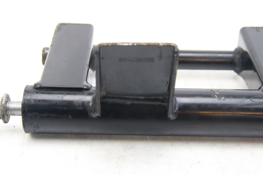 photo de SUPPORTO MOTORE SUZUKI SIXTEEN 125 (2008 - 2010)