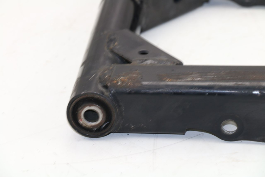 photo de SUPPORTO MOTORE YAMAHA TRICITY 125 (2012 - 2016)
