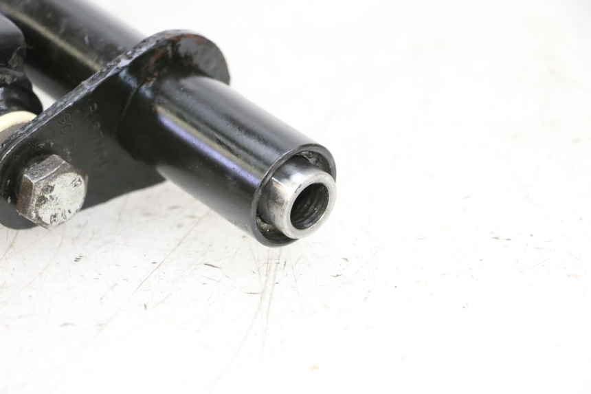 photo de SUPPORTO MOTORE PIAGGIO VESPA GTS SUPER IE 125 (2009 - 2016) - Altra angolazione