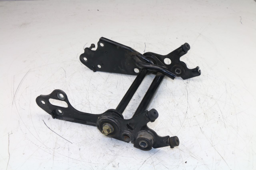 photo de SUPPORTO MOTORE YAMAHA VITY 125 (2008 - 2013)