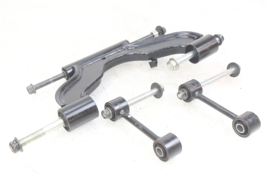 photo de SUPPORTO MOTORE YAMAHA X-MAX XMAX 125 (2010 - 2014)