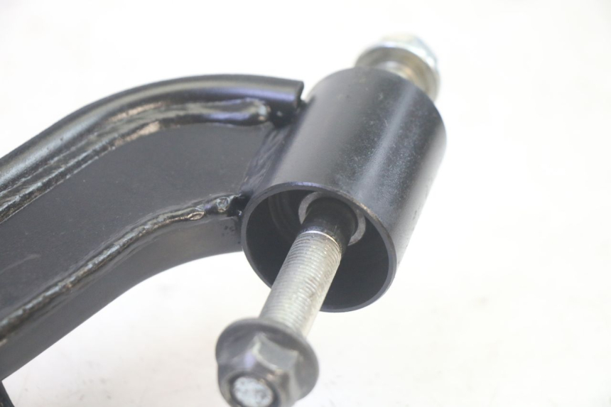 photo de SUPPORTO MOTORE YAMAHA XMAX X-MAX 125 (2006 - 2009) - Caratteristiche distintive