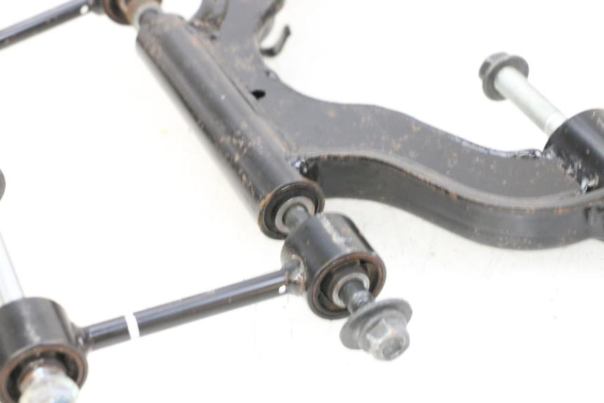 photo de SUPPORTO MOTORE YAMAHA X-MAX XMAX 125 (2010 - 2013) - Zoom sullo stato d'uso