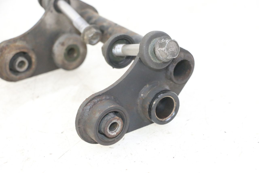 photo de SUPPORTO MOTORE YAMAHA FZS FAZER 600 (2001 - 2003)