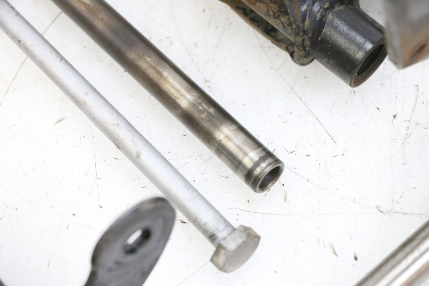 photo de SUPPORTO MOTORE PIAGGIO ZIP 4T 50 (2018 - 2020) - Primo piano ad alta risoluzione