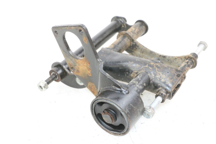 photo de SUPPORTO MOTORE PIAGGIO ZIP 4T 50 (2018 - 2020) - Primo piano tecnico