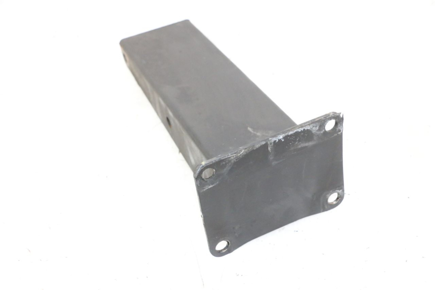 photo de SCARICO STAFFA QUADRO 4 4D 350 (2015 - 2018)