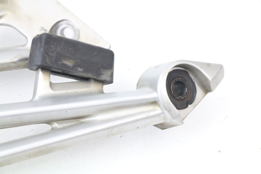 photo de SUPPORTO VASO YAMAHA FJR ABS 1300 (2006 - 2012) - Vista d'insieme del prodotto